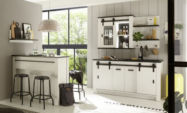 K�chen mit Theke