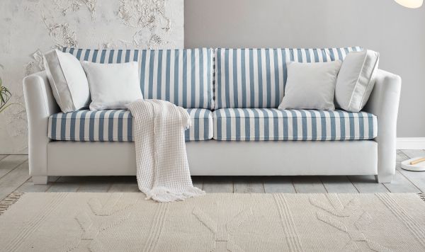 Sofa Hooge in creme und blau Landhaus Wohnzimmer Couch 3-Sitzer 240 cm
