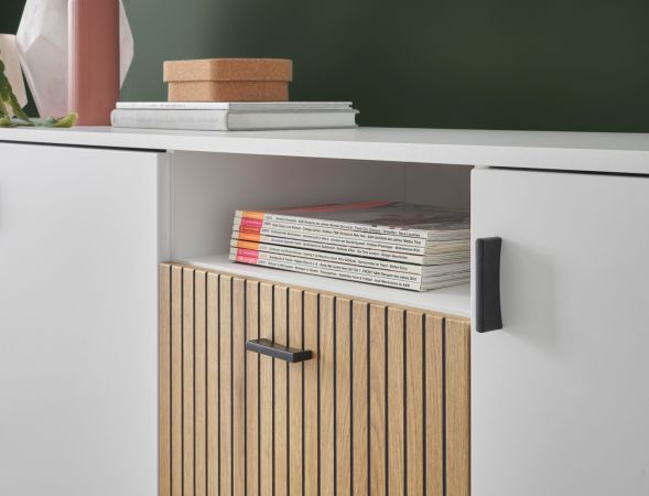 Sideboard Merced in wei� matt und Evoke Eiche Kommode 4-t�rig Breite 200 cm, Soft-Close
