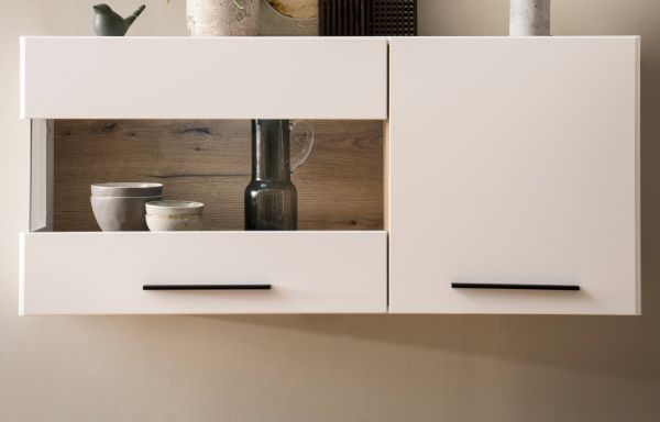 H�ngevitrine Lavell in wei� matt und Evoke Eiche Vitrine h�ngend 120 cm, Soft-Close-Funktion