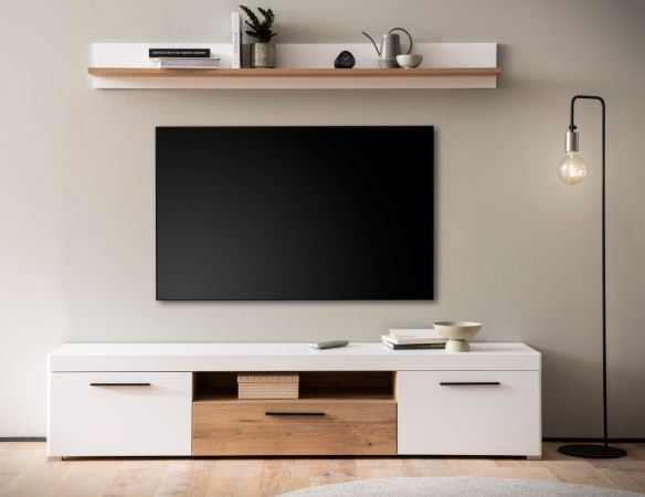 TV-Lowboard und Wandboard Lavell in wei� matt und Evoke Eiche Wohnkombination 2-teilig, Soft-Close-Funktion