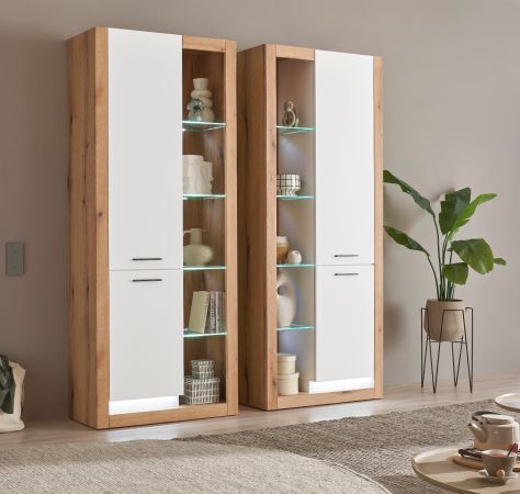 Vitrine Rivian in wei� matt und Evoke Eiche Vitrinenschrank 80 x 195 cm