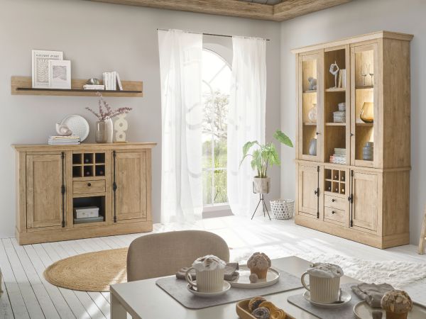 Buffet Dorset in Eiche Gold Landhaus Vitrinenschrank 147 x 214 cm, Soft-Close