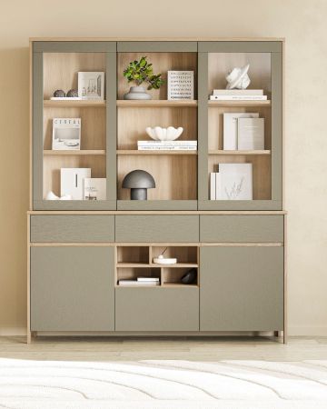 Buffet Finnes in Salbei und Eiche Vitrinenschrank skandinavisch 164 x 195 cm, Soft-Close