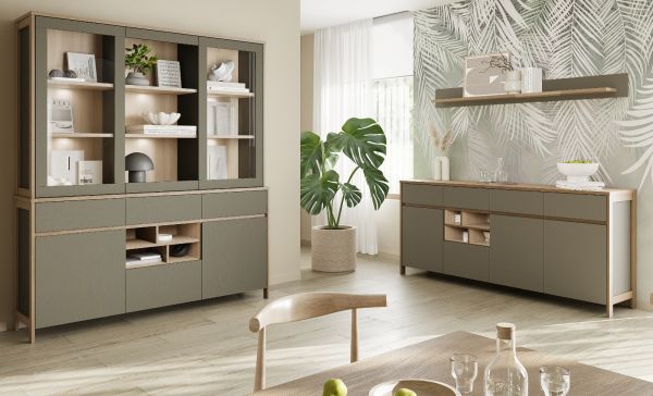 Buffet Finnes in Salbei und Eiche Vitrinenschrank skandinavisch 164 x 195 cm, Soft-Close