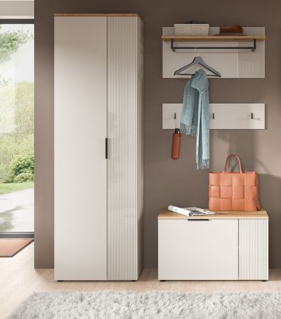 Flurschrank Skid in Kaschmir Sand und Evoke Eiche Schuhschrank 60 x 190 cm