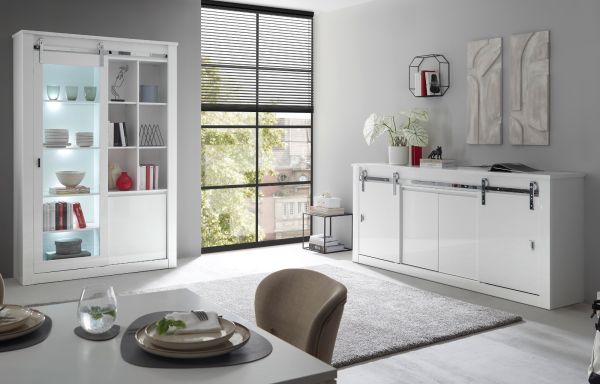 Vitrine Miami in wei� Hochglanz Vitrinenschrank 133 x 201 cm, Soft-Close