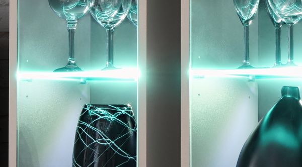 Wohnwand Trigger in Kaschmir mit Schwarz Schrankwand 4-teilig 175 cm, inkl. LED