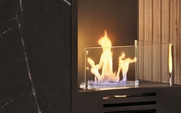 Wohnwand Starlet in schwarz, Vicking Eiche und Marmor schwarz, Schrankwand mit Ethanol Kamin und LED, 300 cm