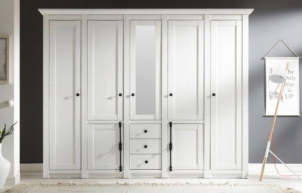 Kleiderschrank Hooge in Pinie wei� Landhaus Dreht�renschrank 7-t�rig mit Spiegel 236 x 206 cm