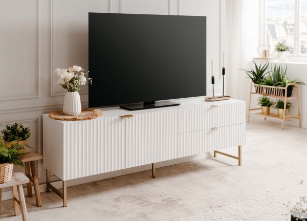 TV-Lowboard Hawick in wei� matt mit 3D-Wellenstruktur TV Unterteil in Komforth�he 179 x 61 cm