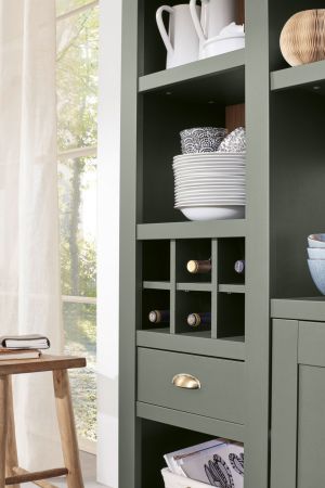 Buffetschrank Norwich in gr�n und Wotan Eiche Landhaus Vitrinenschrank mit Weinregal 194 x 207 cm