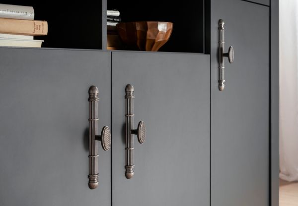 Sideboard Ribera in grau und Wotan Eiche Landhaus Wohn- und Esszimmer Kommode 200 x 104 cm