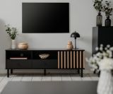 TV-Lowboard Biella in schwarz mit Lamellen in Artisan Eiche Dekor 138 cm, Anti Fingerprint beschichtet