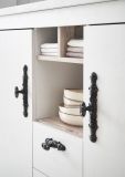 K�chenschrank Rovola in wei� Pinie Landhaus K�che Unterschrank f�r Sp�le oder Kochfeld 129 cm, Soft-Close
