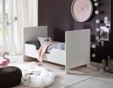 Bettumbauseiten f�r Babybett Olivia und Ole in wei� Umbau zum Juniorbett
